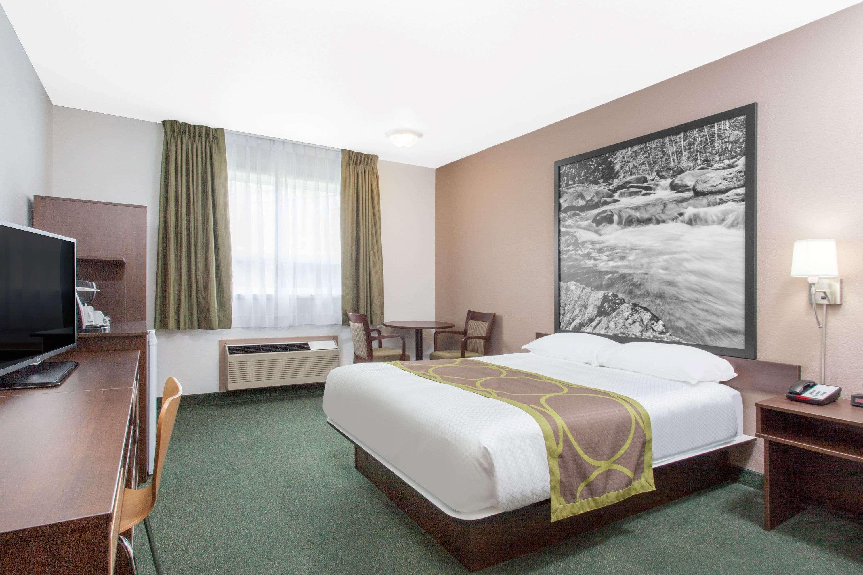 Super 8 By Wyndham Kenora Hotel Exterior foto